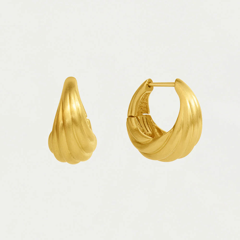 Forme Huggie Hoops in Gold