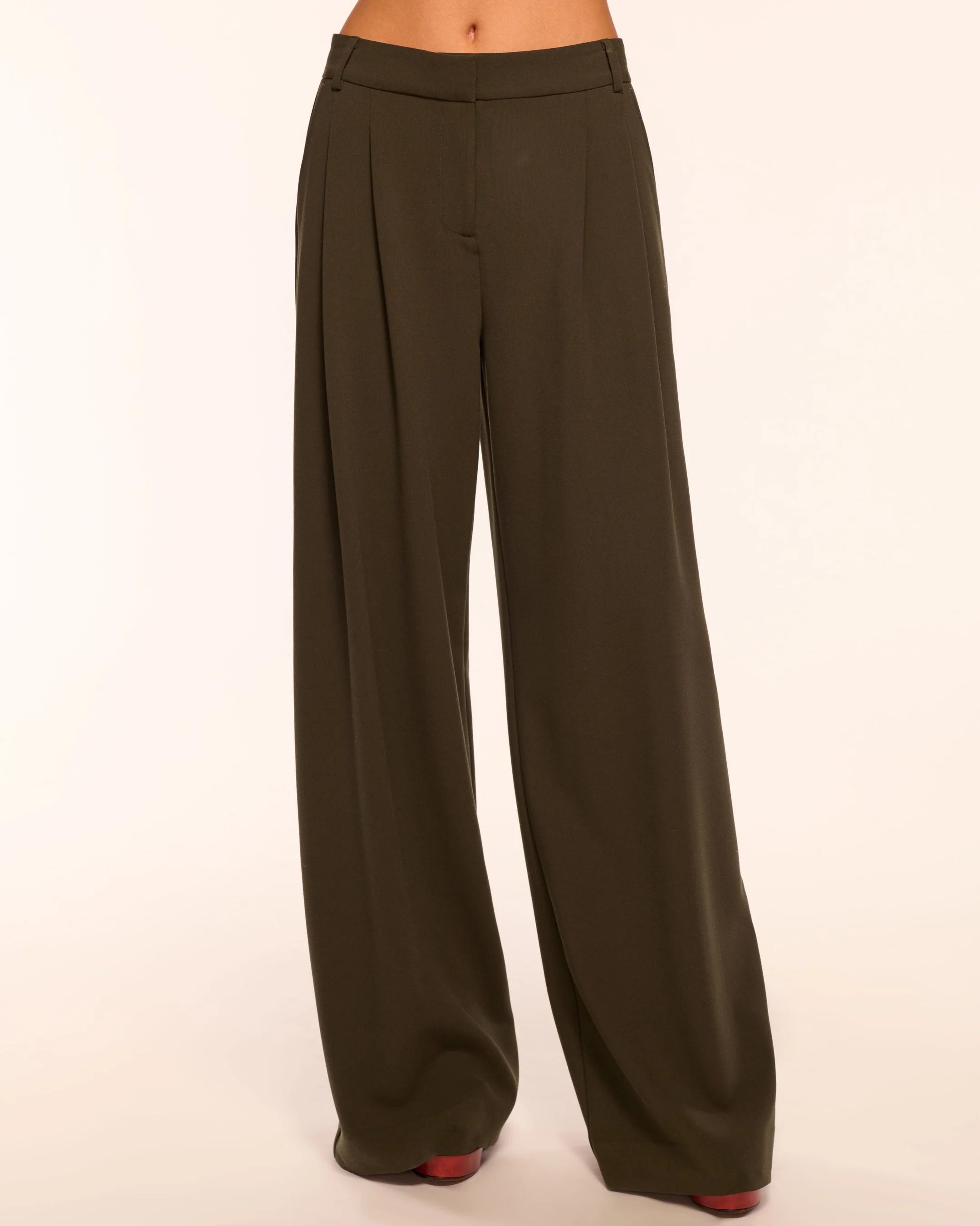 Leslie Pant